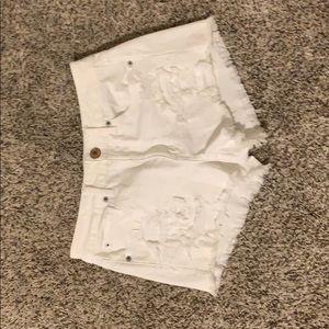 american eagle white jean shorts